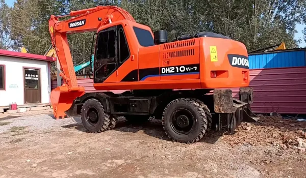 DX210W-7_8