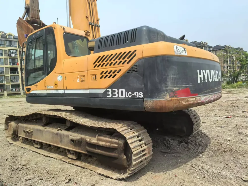 HYUNDAI 330LC10
